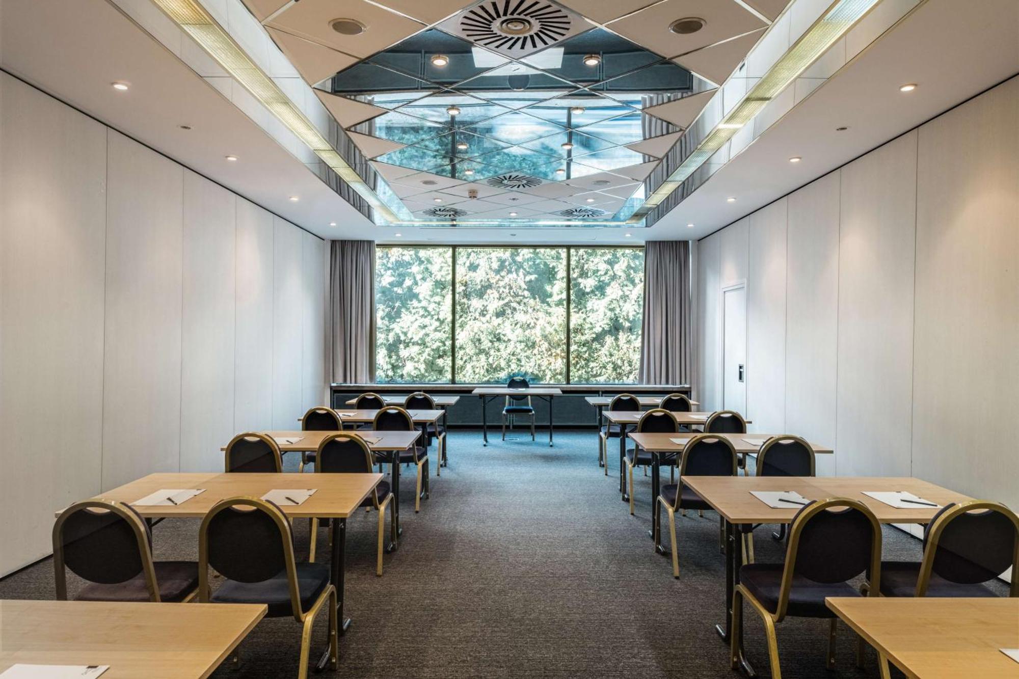Pentahotel Бремен Экстерьер фото